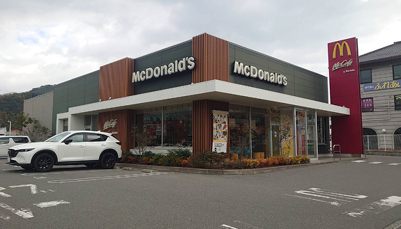 １８５竹原店の外観